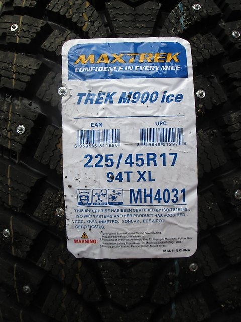 900 айс. Maxtrek Trek m900 Ice. Ice900. Max Trek m900 Ice 225 45 r17. УАЗ шины Maxtrek.